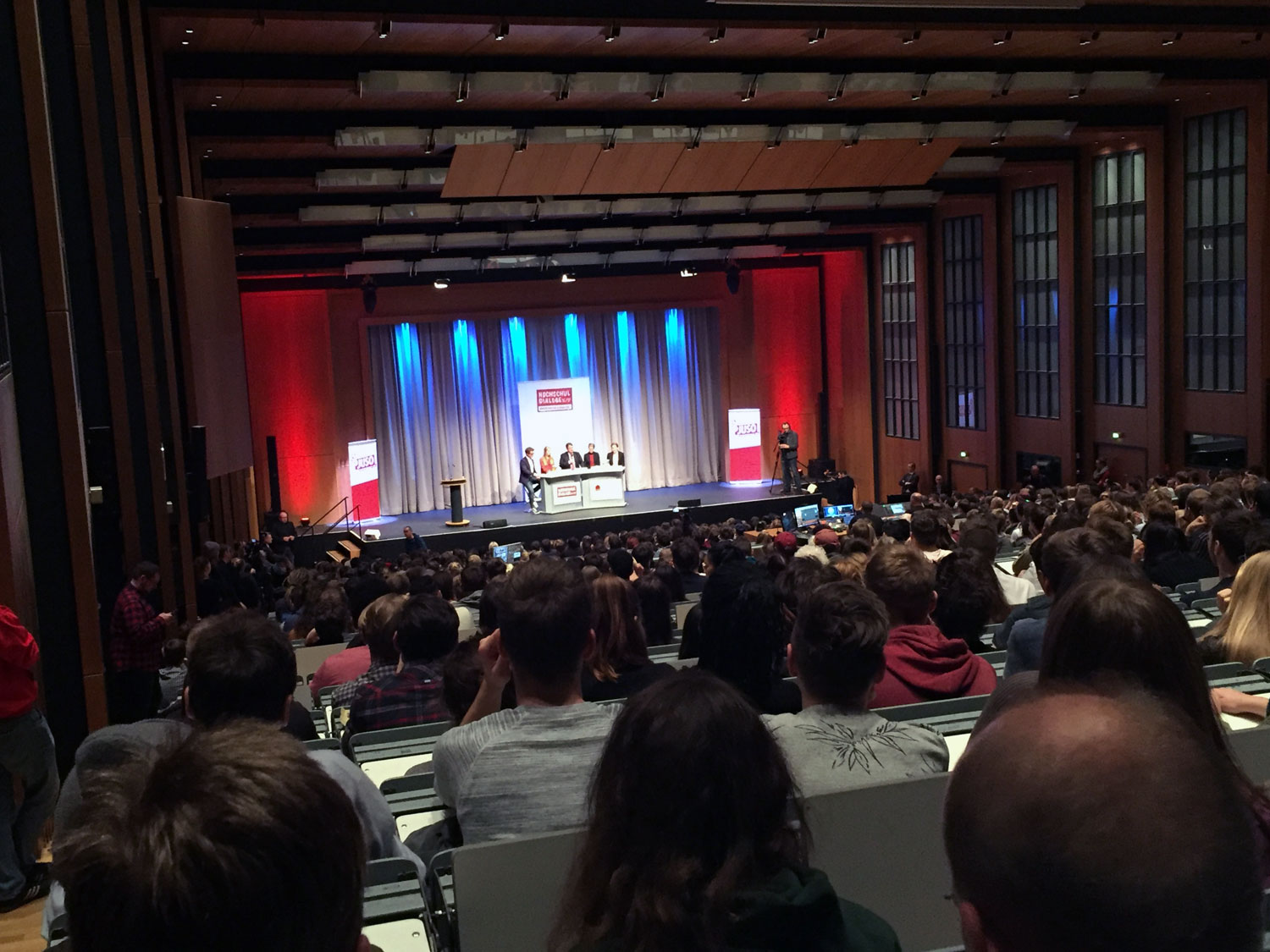 Hochschuldialog in Köln: Liveübertragung aus der Uni Köln